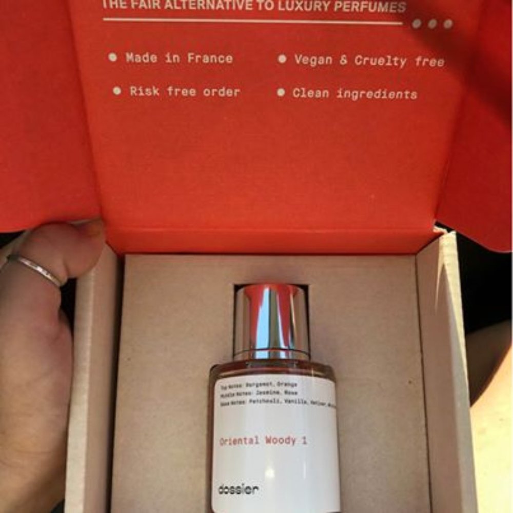 Dossier Oriental Woody 1 Fragrence